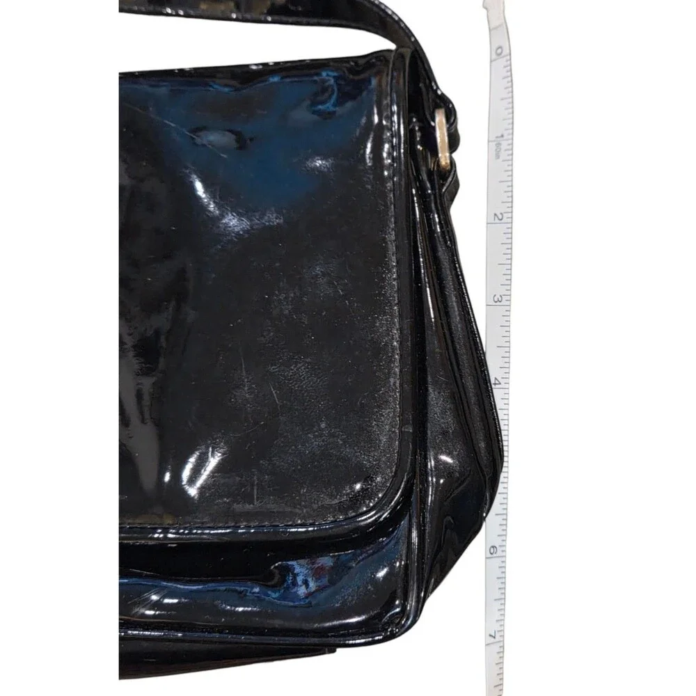 Vintage 1970s–1980s Black Patent Finish Shoulder Bag